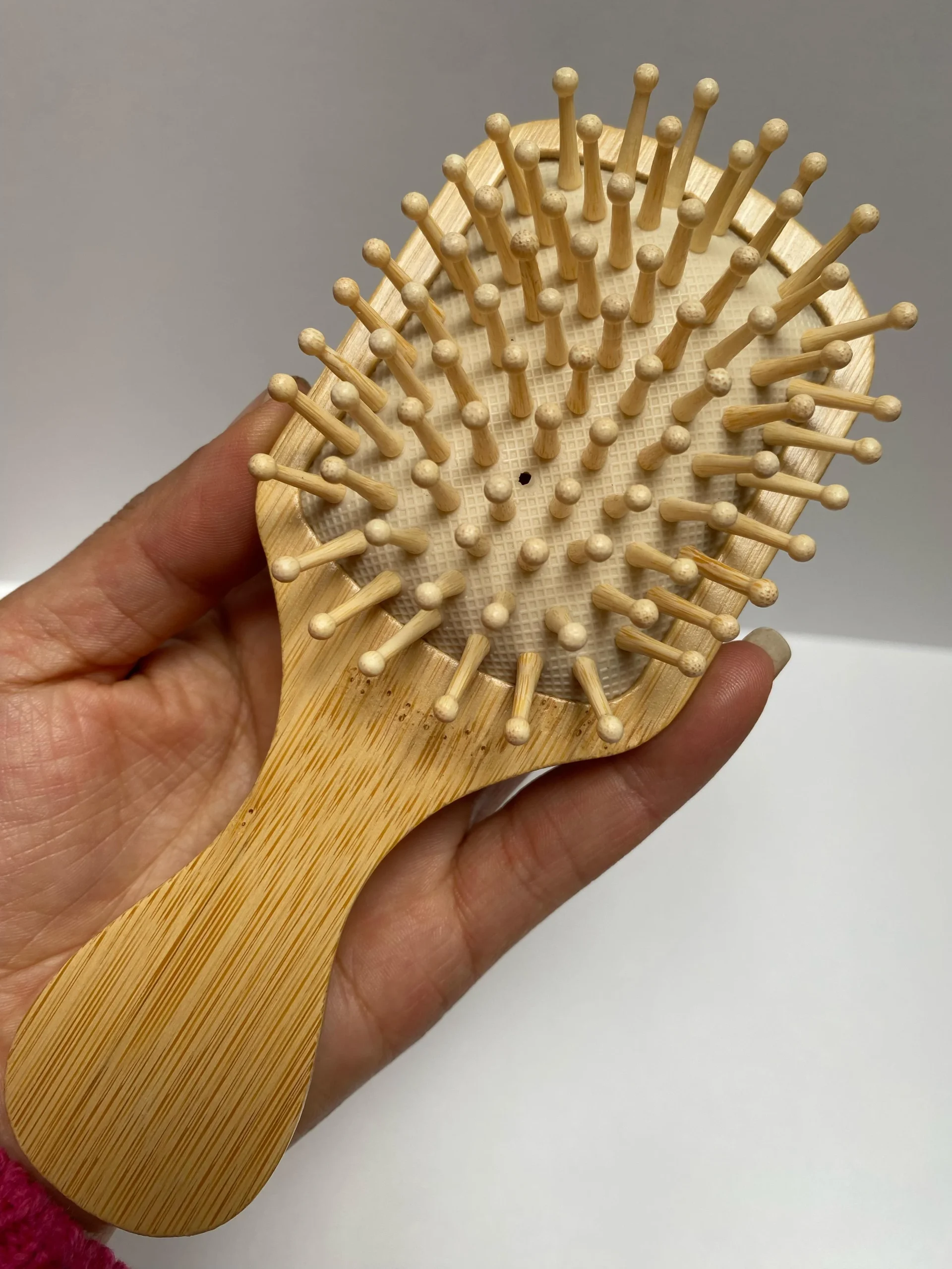 Cepillo Pequeño de Bambú para el Cabello - Imagen 2