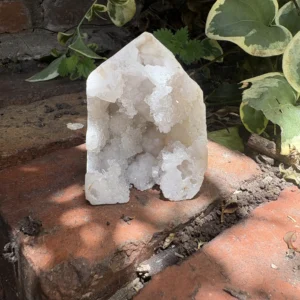 Drusa Cuarzo cristal de roca Obelisco